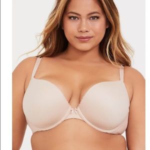 Torrid Curve Lightly Lined Plunge Bra Nude 48B